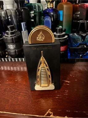 Arabian Black & Gold Perfume Bottle - Art of Arabia III full